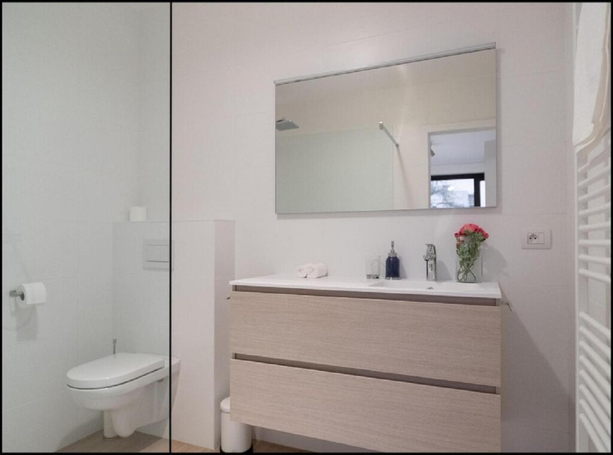 Oneluxstay Near Diamond District *