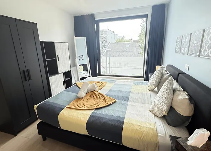 Oneluxstay Near Diamond District