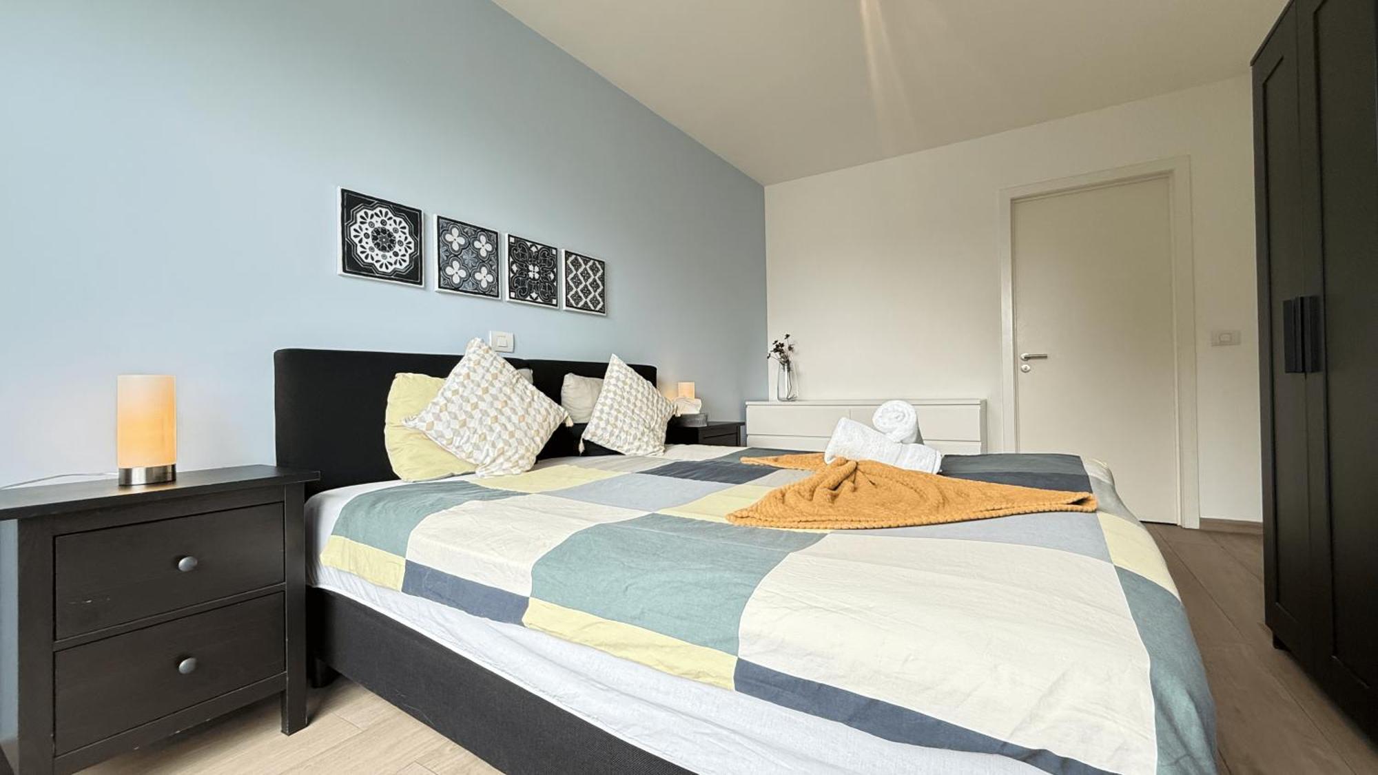 Oneluxstay Near Diamond District Hébergement de vacances