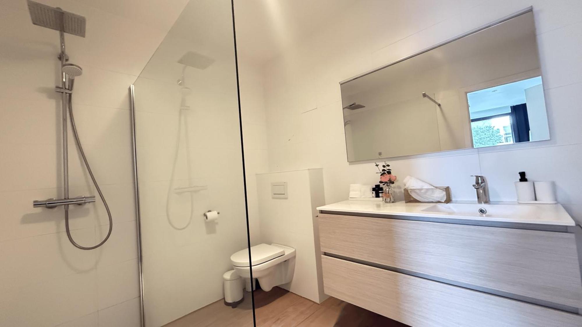 Oneluxstay Near Diamond District